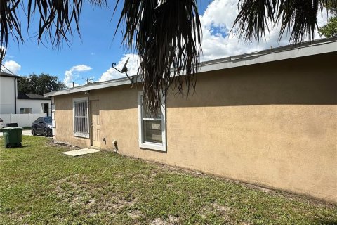 Casa en venta en Tampa, Florida, 4 dormitorios, 121.52 m2 № 2354267 - foto 5