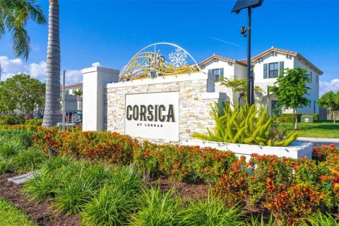 Townhouse in Homestead, Florida 3 bedrooms, 123.37 sq.m. № 1994138 - photo 3