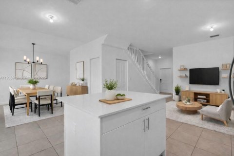 Townhouse in Homestead, Florida 3 bedrooms, 123.37 sq.m. № 1994138 - photo 14