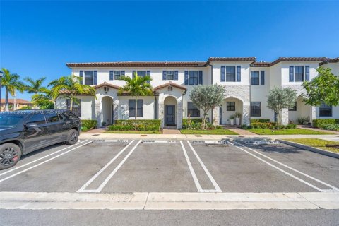 Townhouse in Homestead, Florida 3 bedrooms, 123.37 sq.m. № 1994138 - photo 4