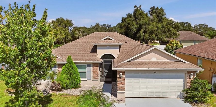 Villa ou maison à Winter Haven, Floride 3 chambres, 160.54 m2 № 2425716