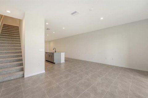 Townhouse in Bradenton, Florida 3 bedrooms, 166.3 sq.m. № 2218004 - photo 23