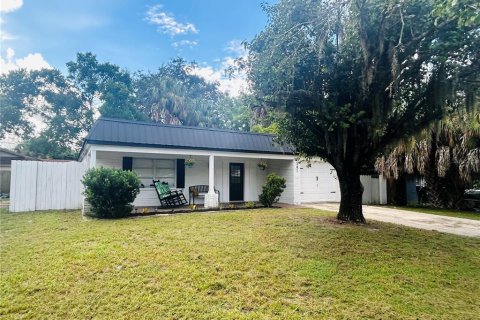Casa en New Port Richey, Florida 3 dormitorios, 114.73 m2 № 2364228