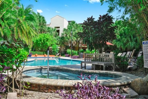 Copropriété à vendre à Tampa, Floride: 1 chambre, 70.61 m2 № 1912871 - photo 12