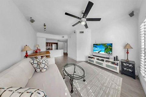 Copropriété à vendre à Tampa, Floride: 1 chambre, 70.61 m2 № 1912871 - photo 2