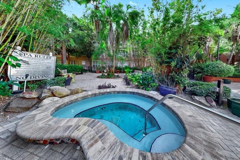 Copropriété à vendre à Tampa, Floride: 1 chambre, 70.61 m2 № 1912871 - photo 7