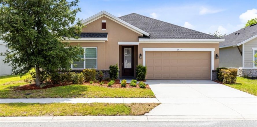 Villa ou maison à Clermont, Floride 4 chambres, 200.39 m2 № 2149375