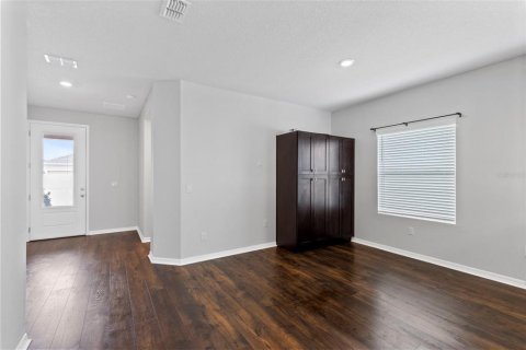 Villa ou maison à vendre à Clermont, Floride: 4 chambres, 200.39 m2 № 2149375 - photo 5