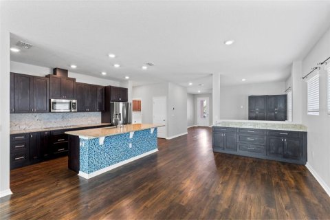 Villa ou maison à vendre à Clermont, Floride: 4 chambres, 200.39 m2 № 2149375 - photo 10