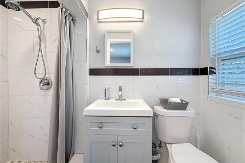 Casa en alquiler en Clearwater, Florida, 3 dormitorios, 144.93 m2 № 2197538 - foto 17