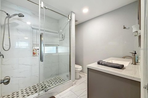 Casa en alquiler en Clearwater, Florida, 3 dormitorios, 144.93 m2 № 2197538 - foto 14