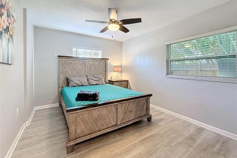 Casa en alquiler en Clearwater, Florida, 3 dormitorios, 144.93 m2 № 2197538 - foto 16