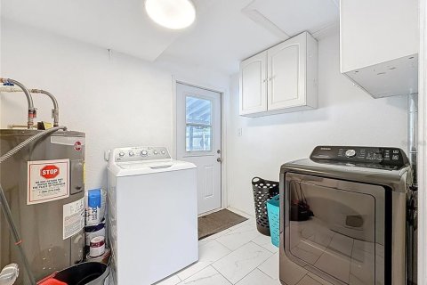 Casa en alquiler en Clearwater, Florida, 3 dormitorios, 144.93 m2 № 2197538 - foto 21