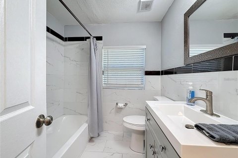 Casa en alquiler en Clearwater, Florida, 3 dormitorios, 144.93 m2 № 2197538 - foto 20