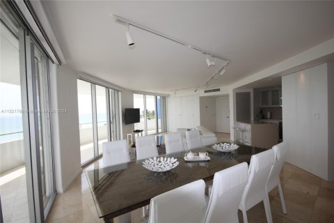 Condominio en alquiler en Miami Beach, Florida, 2 dormitorios, 126.35 m2 № 1979202 - foto 7