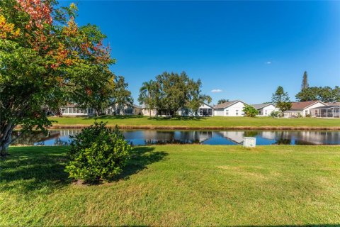 Villa ou maison à vendre à Orlando, Floride: 2 chambres, 148.09 m2 № 2435074 - photo 14