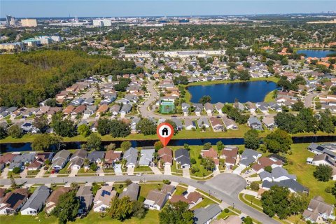 Villa ou maison à vendre à Orlando, Floride: 2 chambres, 148.09 m2 № 2435074 - photo 21