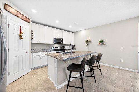Casa en venta en Winter Haven, Florida, 4 dormitorios, 219.62 m2 № 2103606 - foto 15