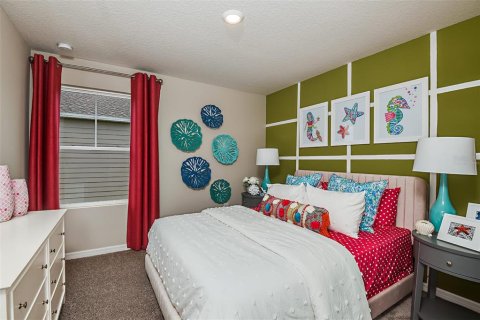 Casa en venta en Zephyrhills, Florida, 5 dormitorios, 268.67 m2 № 1909678 - foto 16