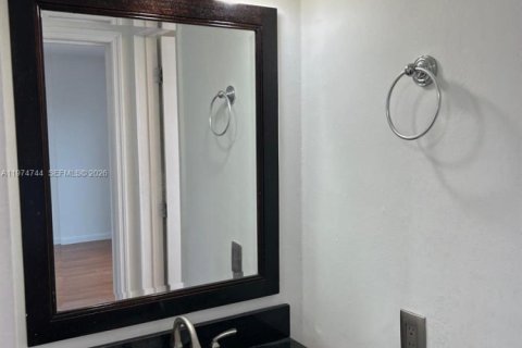 Copropriété à vendre à North Bay Village, Floride: 1 chambre, 60.94 m2 № 2046131 - photo 8