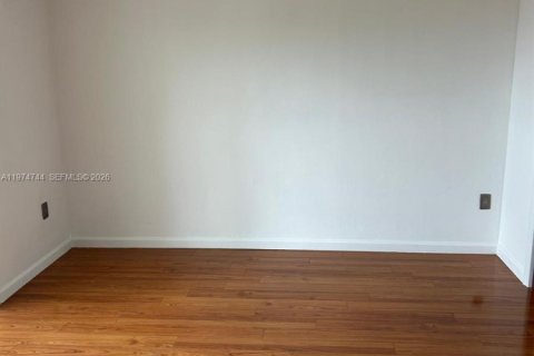 Copropriété à vendre à North Bay Village, Floride: 1 chambre, 60.94 m2 № 2046131 - photo 10