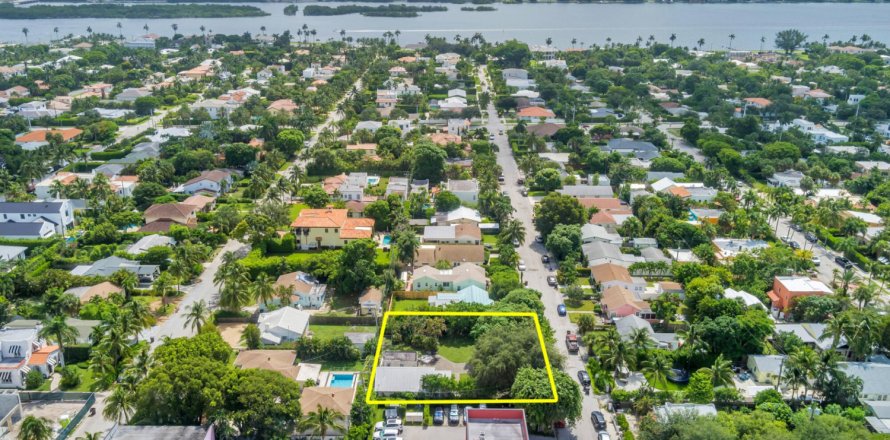 Villa ou maison à West Palm Beach, Floride 2 chambres, 97.73 m2 № 1024529