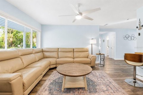 Casa en venta en Crystal River, Florida, 3 dormitorios, 134.15 m2 № 2236986 - foto 7