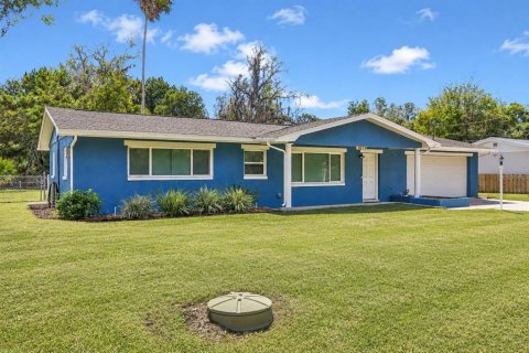 Casa en venta en Crystal River, Florida, 3 dormitorios, 134.15 m2 № 2236986 - foto 2