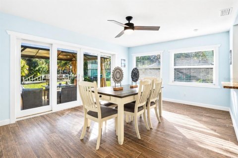 Casa en venta en Crystal River, Florida, 3 dormitorios, 134.15 m2 № 2236986 - foto 13
