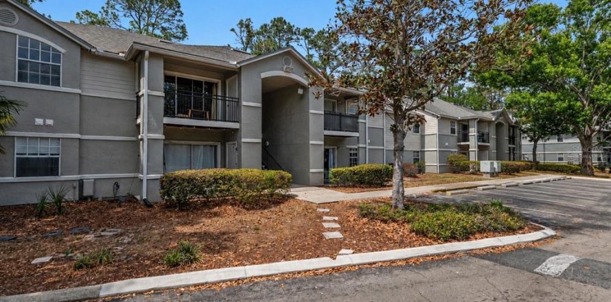 Condo à Gainesville, Floride, 2 chambres  № 2094438