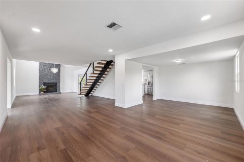 Casa en venta en Seminole, Florida, 4 dormitorios, 209.22 m2 № 1866118 - foto 3
