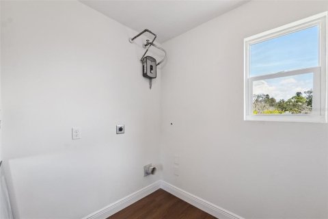 Casa en venta en Seminole, Florida, 4 dormitorios, 209.22 m2 № 1866118 - foto 11