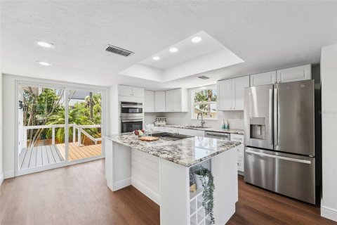 Casa en venta en Seminole, Florida, 4 dormitorios, 209.22 m2 № 1866118 - foto 18
