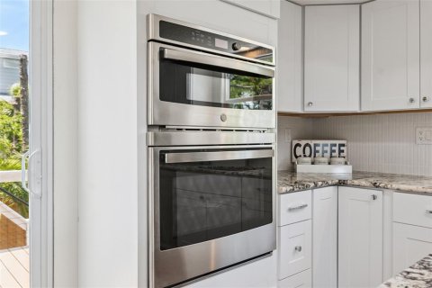 Casa en venta en Seminole, Florida, 4 dormitorios, 209.22 m2 № 1866118 - foto 28