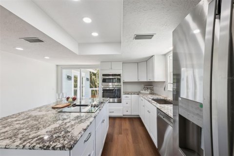 Casa en venta en Seminole, Florida, 4 dormitorios, 209.22 m2 № 1866118 - foto 30