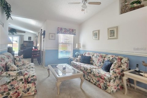 Villa ou maison à vendre à Davenport, Floride: 4 chambres, 167.41 m2 № 1760040 - photo 9