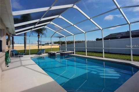 Villa ou maison à vendre à Davenport, Floride: 4 chambres, 167.41 m2 № 1760040 - photo 21
