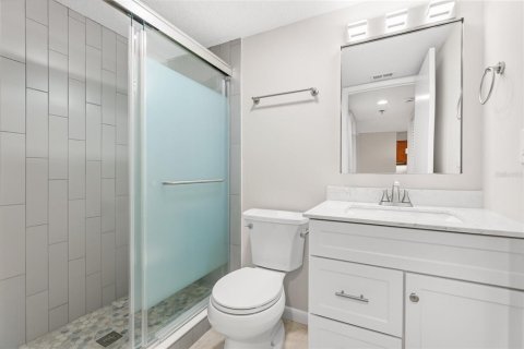 Condo in Bradenton, Florida, 2 bedrooms № 2155672 - photo 20