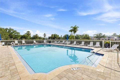 Condo in Bradenton, Florida, 2 bedrooms № 2155672 - photo 28