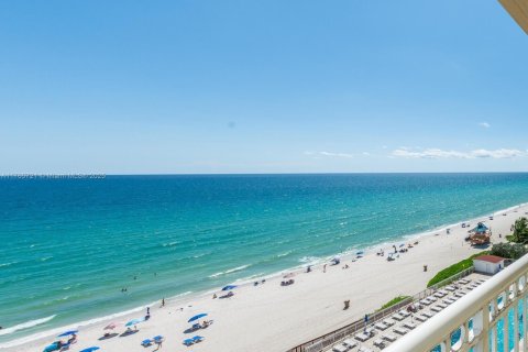 Condominio en venta en Sunny Isles Beach, Florida, 1 dormitorio, 40.88 m2 № 1715851 - foto 19