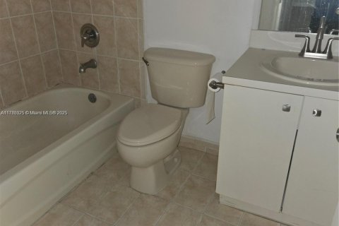 Condo in Homestead, Florida, 2 bedrooms  № 1868557 - photo 4