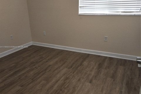 Condo in Homestead, Florida, 2 bedrooms  № 1868557 - photo 3