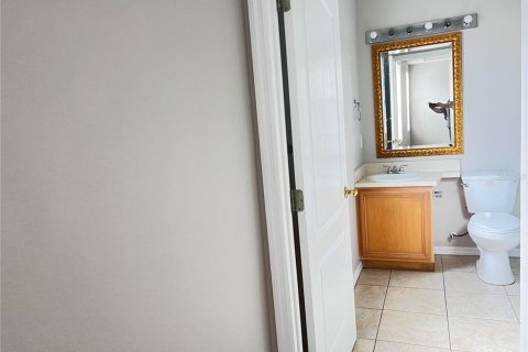 Villa ou maison à louer à Tampa, Floride: 4 chambres, 162.95 m2 № 1900950 - photo 22