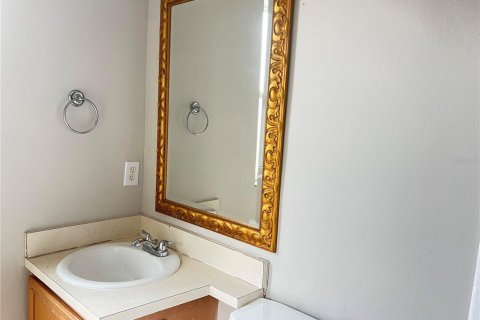 Villa ou maison à louer à Tampa, Floride: 4 chambres, 162.95 m2 № 1900950 - photo 21