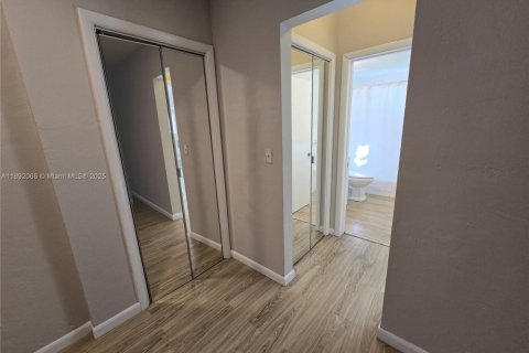 Apartamento en alquiler en Miami Beach, Florida, 1 dormitorio, 65.03 m2 № 1944163 - foto 7