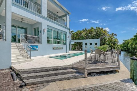 House in Longboat Key, Florida 4 bedrooms, 286.42 sq.m. № 2220496 - photo 23