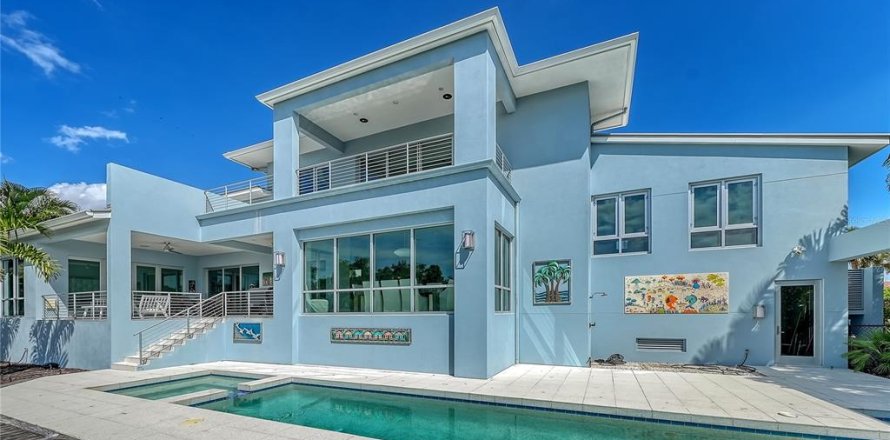 House in Longboat Key, Florida 4 bedrooms, 286.42 sq.m. № 2220496