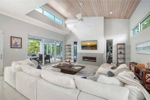 House in Longboat Key, Florida 4 bedrooms, 286.42 sq.m. № 2220496 - photo 8