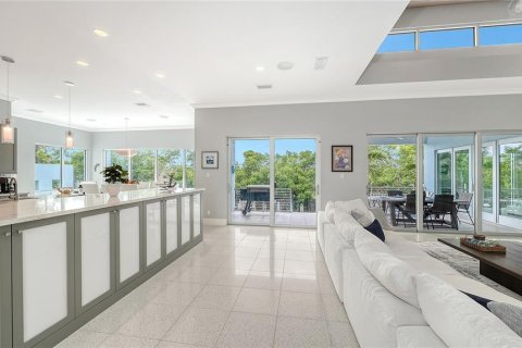 House in Longboat Key, Florida 4 bedrooms, 286.42 sq.m. № 2220496 - photo 7