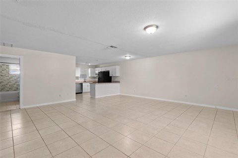 Duplex in Edgewater, Florida 2 bedrooms, 110 sq.m. № 1909414 - photo 8